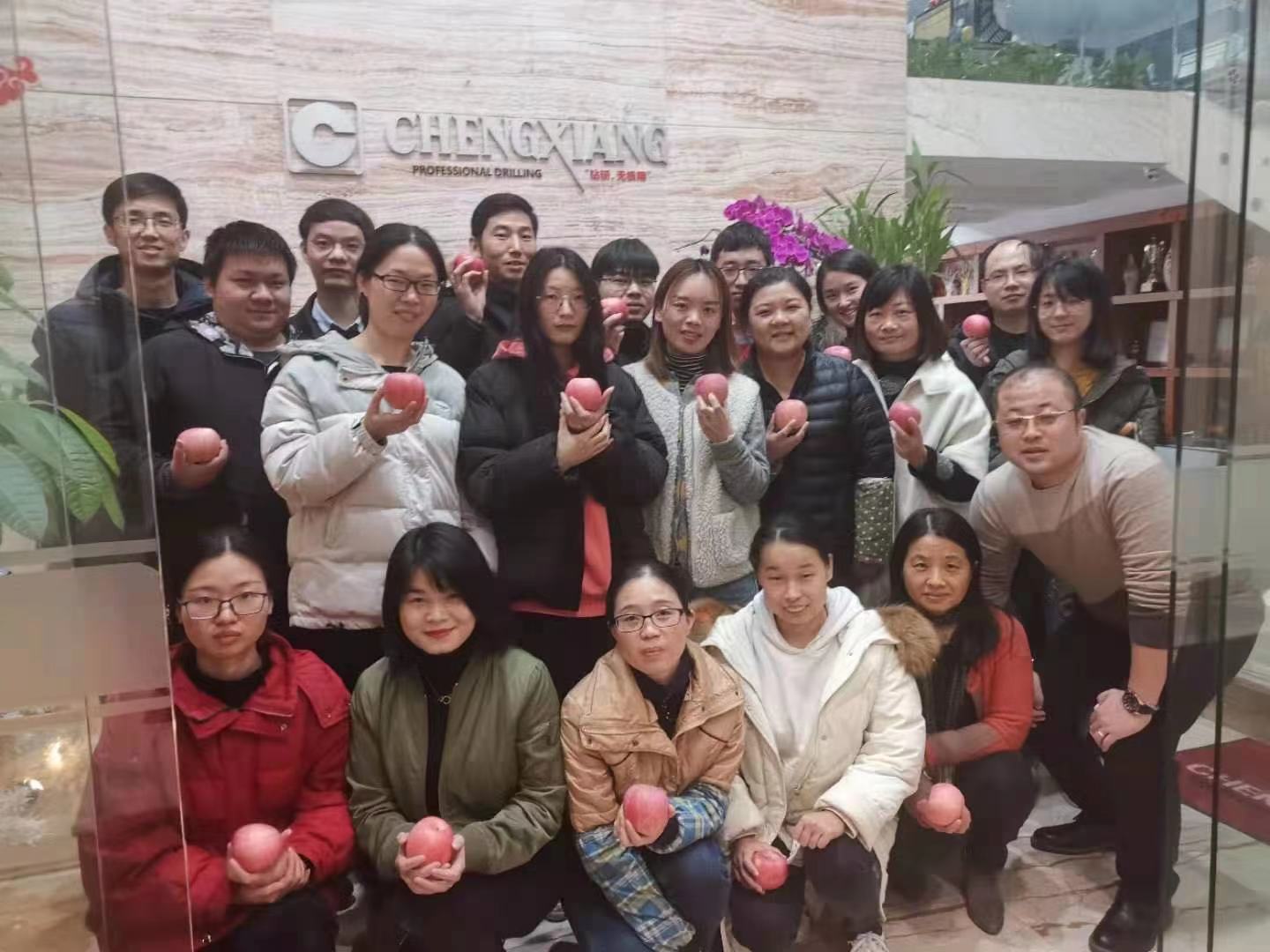 風勁帆滿圖新志，砥礪奮進正此時
